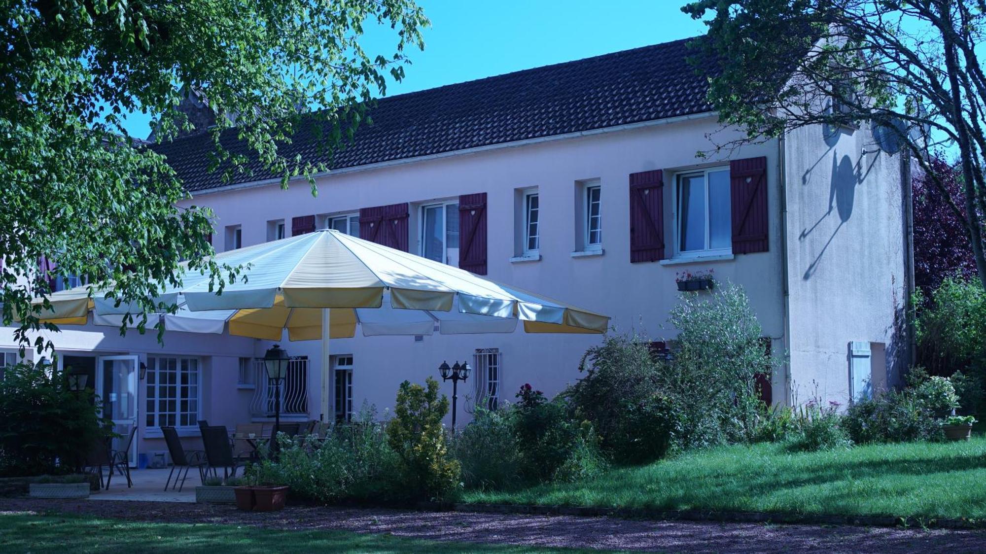Hôtel Les Fleurs Pontaubert Exterior foto